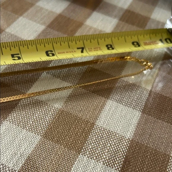 Elegant Gold Plated and Blue Necklace and Earring Set - Picture 5 of 6